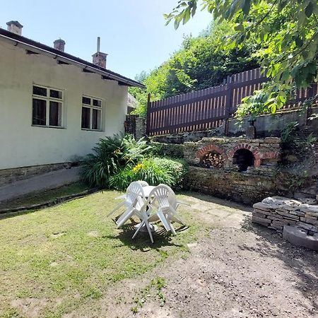 Ubytovani Pod Hradbami Nové Město nad Metují Exteriör bild